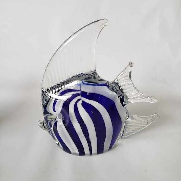 Dynasty Gallery Glass Paperweights Angel Fish Clear White Blue Stripes Set of 2 - Picture 7 of 11